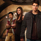 Illustration for article titled First Official Pics of Tomorrow People, The 100 and Star-Crossed!